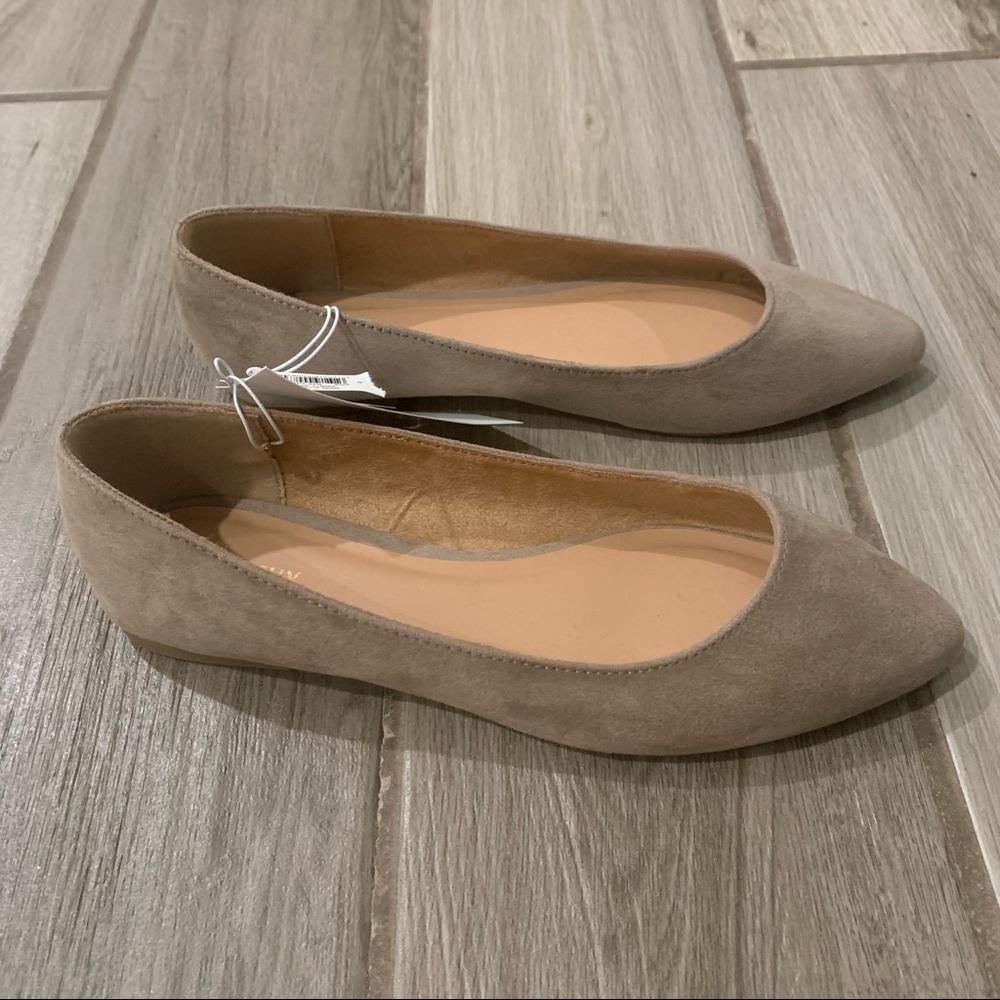 NWT Old Navy Faux Suede Tan Flats Shoes
